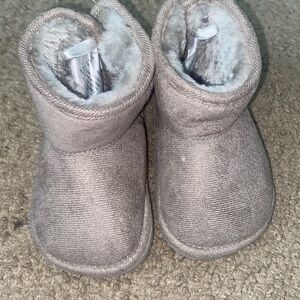 H&M boots size 4c